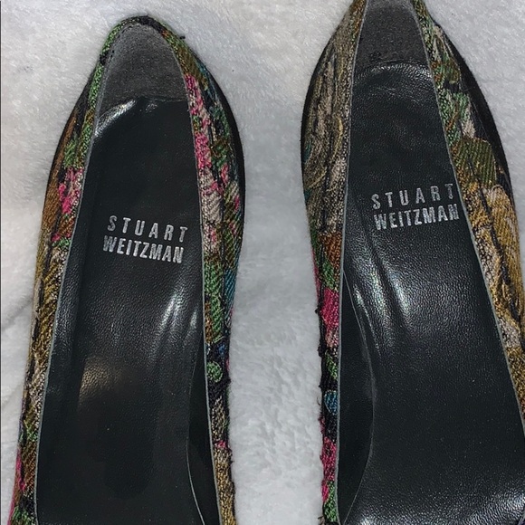 Stuart Weitzman Floral Tapestry Heels - GORGEOUS! - Picture 13 of 13
